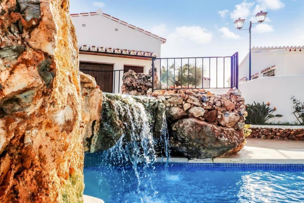 Capistrano Village, 1 Bedroom + Free Wi-Fi Nerja Exterior foto