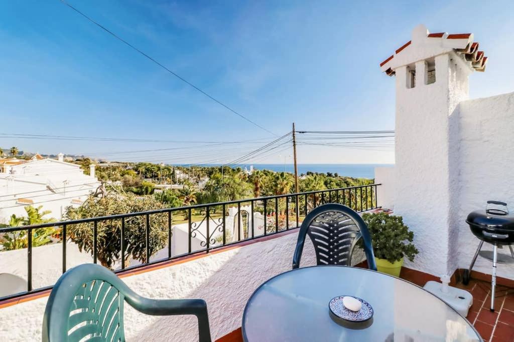 Capistrano Village, 1 Bedroom + Free Wi-Fi Nerja Exterior foto