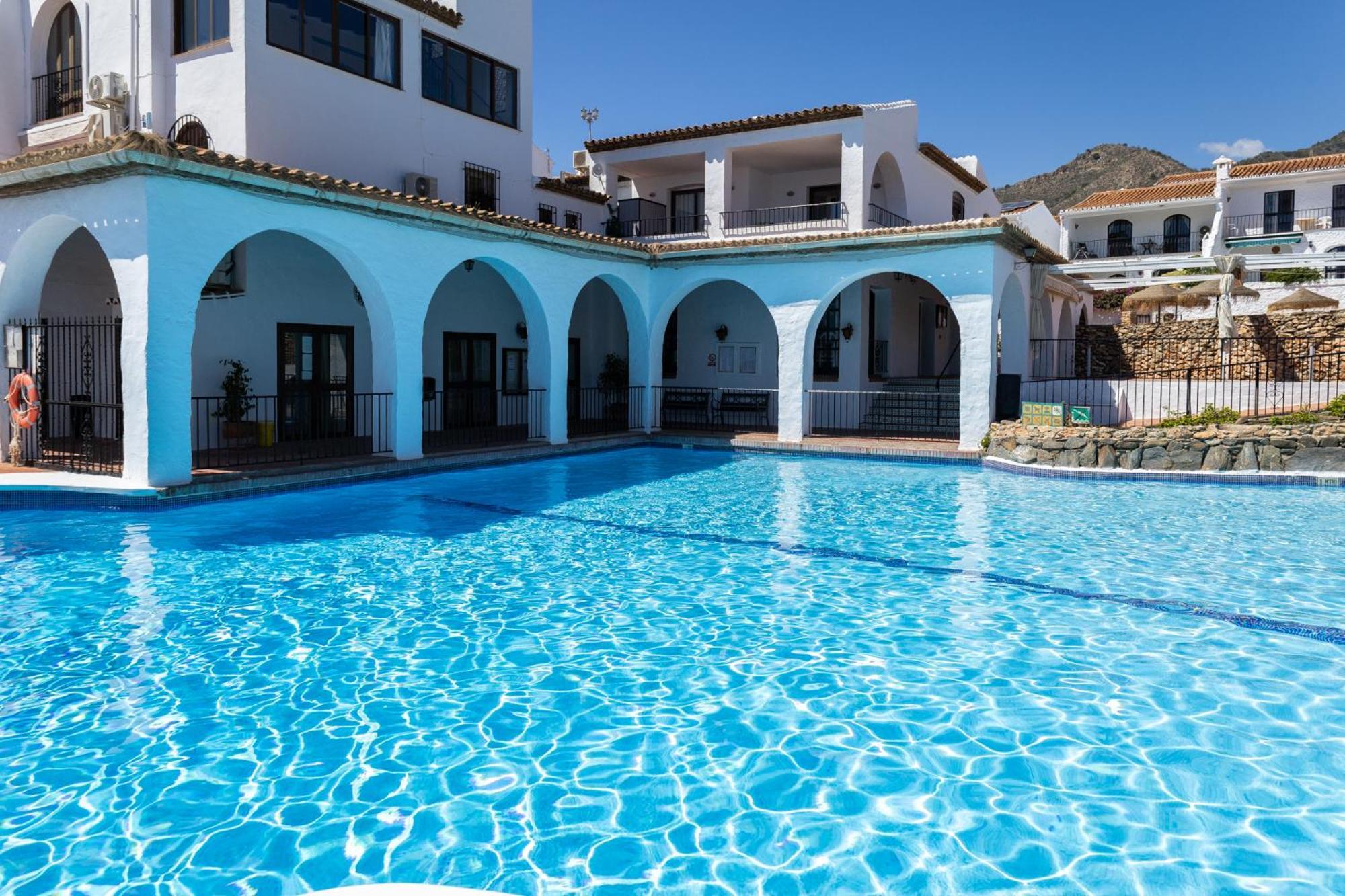 Capistrano Village, 1 Bedroom + Free Wi-Fi Nerja Exterior foto